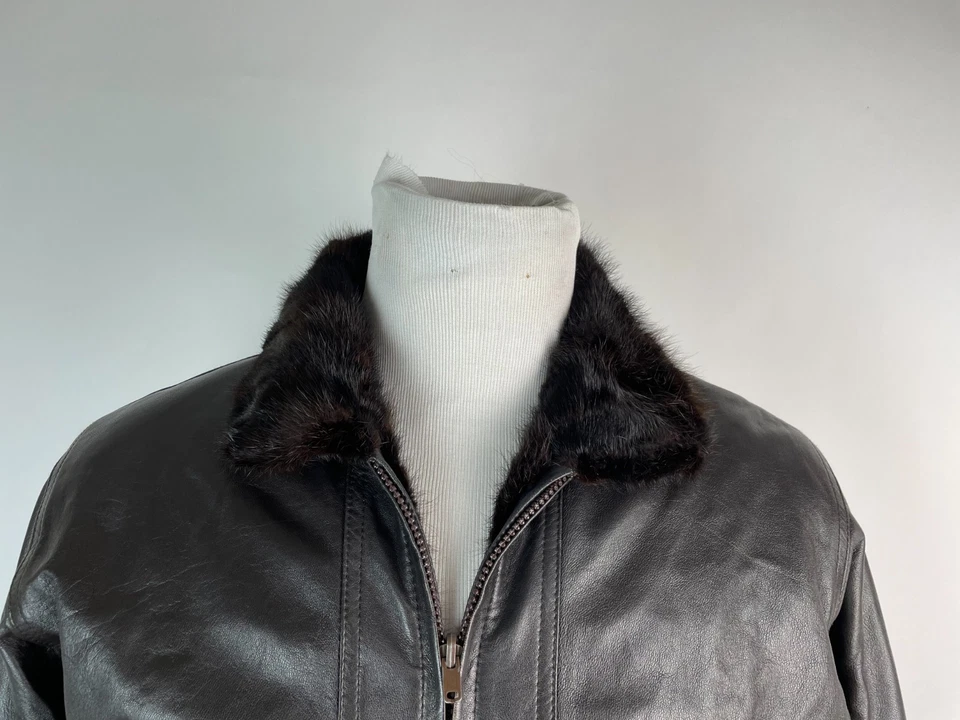 Chaqueta de bombardero reversible vintage de piel de visón de los 80 de cuero negro suave para hombre M Foto 4 de 4