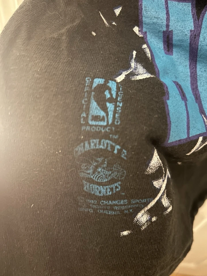 Vintage 90s 1992 Charlotte Hornets Shattered Backboard Glass T Shirt XL NBA - Image 4 of 4