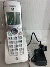AT T Handset Cordless Phone  Base and Power Cord EL52303 Working New No Box