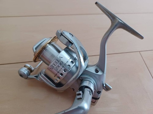 Shimano 98 Stella 2500 Spinning Fishing Reel - 第 2/4 張圖片