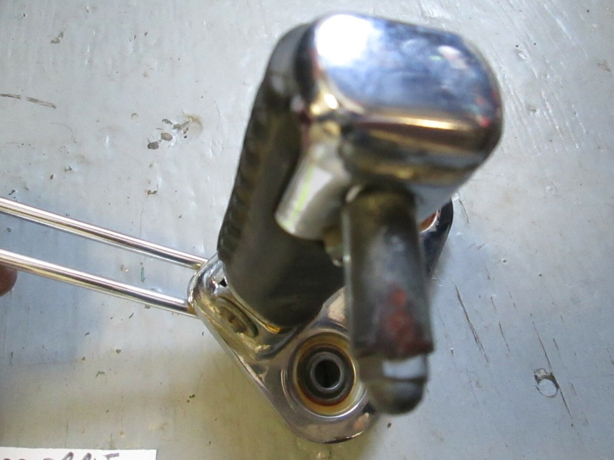 ※ハッピー Honda VT750 Shadow Spirit right front foot peg 2001-2007