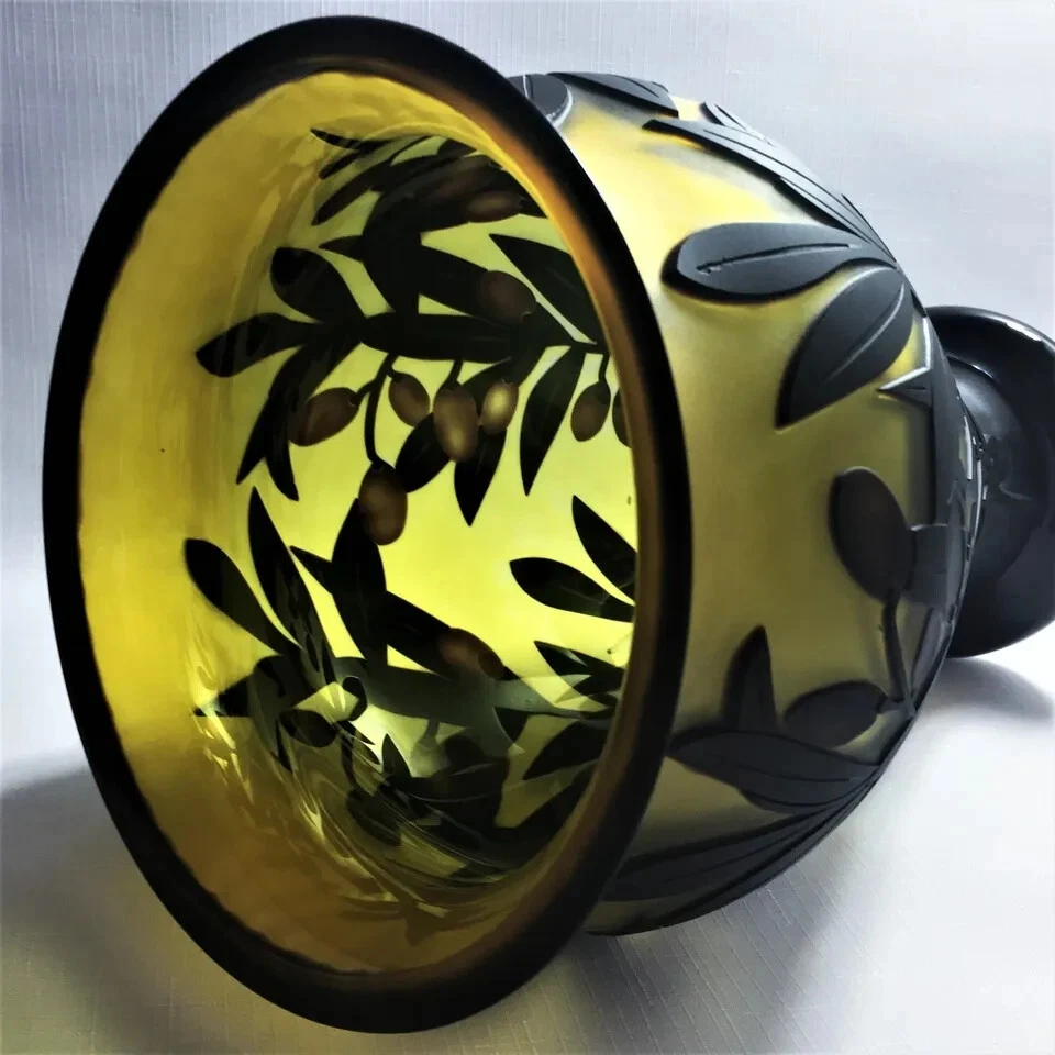 Ajka Crystal Cameo Vase - Thumbnail 4