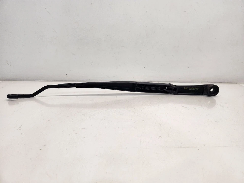 2014 Kia Sportage Drivers Left Wiper Arm - Imagem 2 de 4