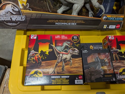 Jurassic Park Lot X9 Real Feel, Indominous, Raptors, Hammond, HTF RARE FIGURES. - Picture 6 of 6