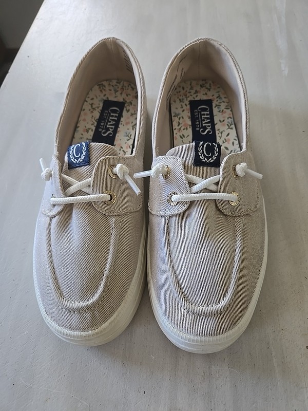 Chaps Women's Fairwinds Canvas Slip On Classic Fit Floral Boat Shoes Size 6.5