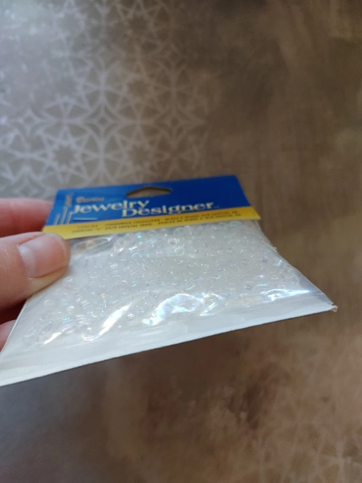 Cuentas de vidrio transparente AB iris blanco talla 6/E vintage sin usar stock antiguo 4 mm Darice Foto 4 de 4