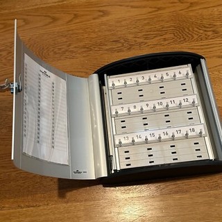 Durable 54 Key Tag Box Locking Brushed Aluminum Cabinet 1953 Security Keyed Lock
