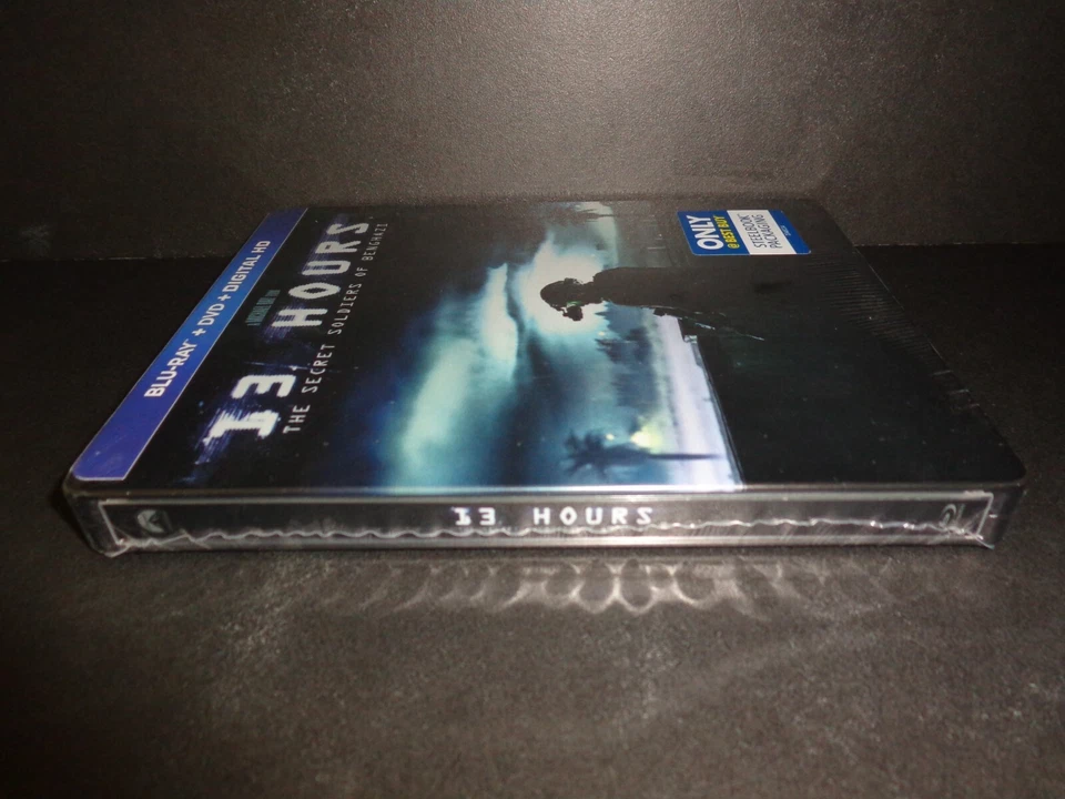 13 HOURS: THE SECRET SOLDIERS OF BENGHAZIi-BEST BUY STEELBOOK---BLURAY + DVD - Image 3 of 4