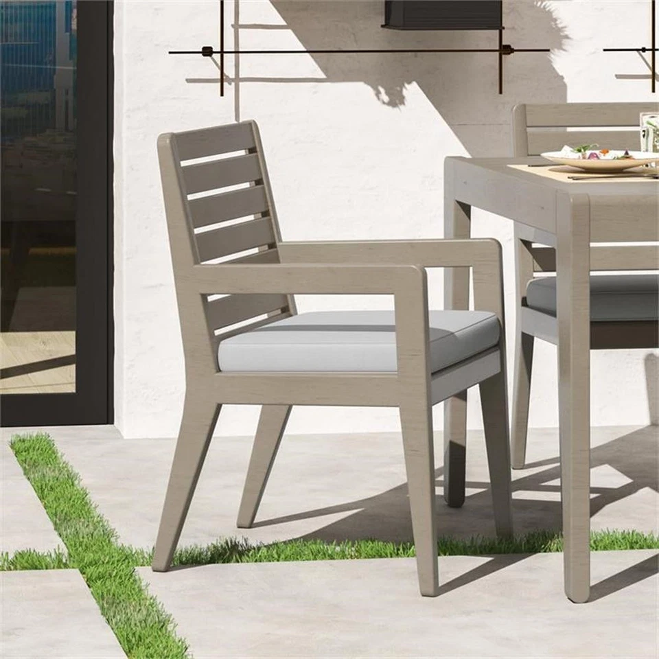 Par de sillones de comedor exterior de madera Homestyles Sustain en gris Foto 2 de 4