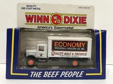Winn Dixie Economy Wholesale Grocery Mack Truck Model Car Diecast Metal Hartoy