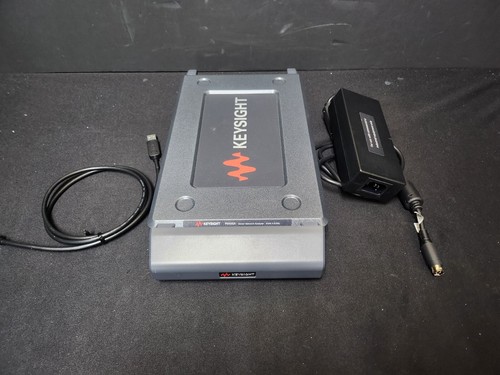Keysight P5000A : Streamline USB Vector Network Analyzer, 9kHz - 4.5 GHz (0403)