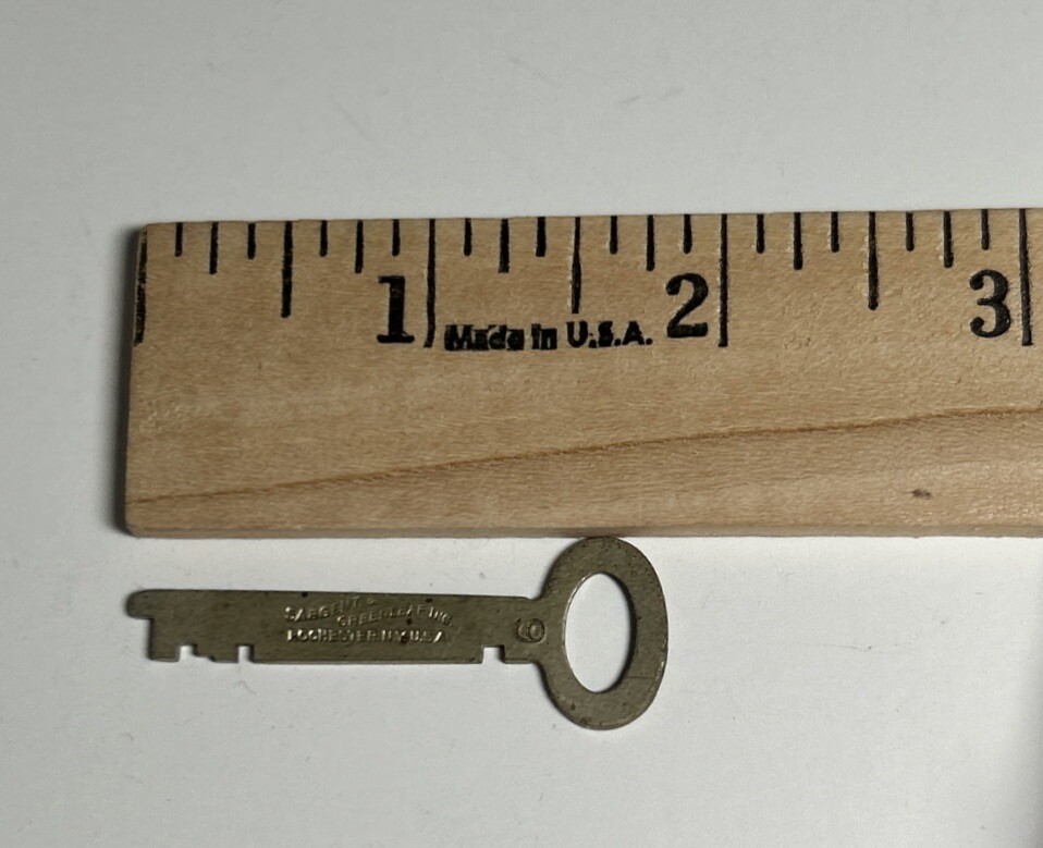 VINTAGE ANTIQUE FLAT KEY SARGENT & GREENLEAF CO. Rochester NY USA 9