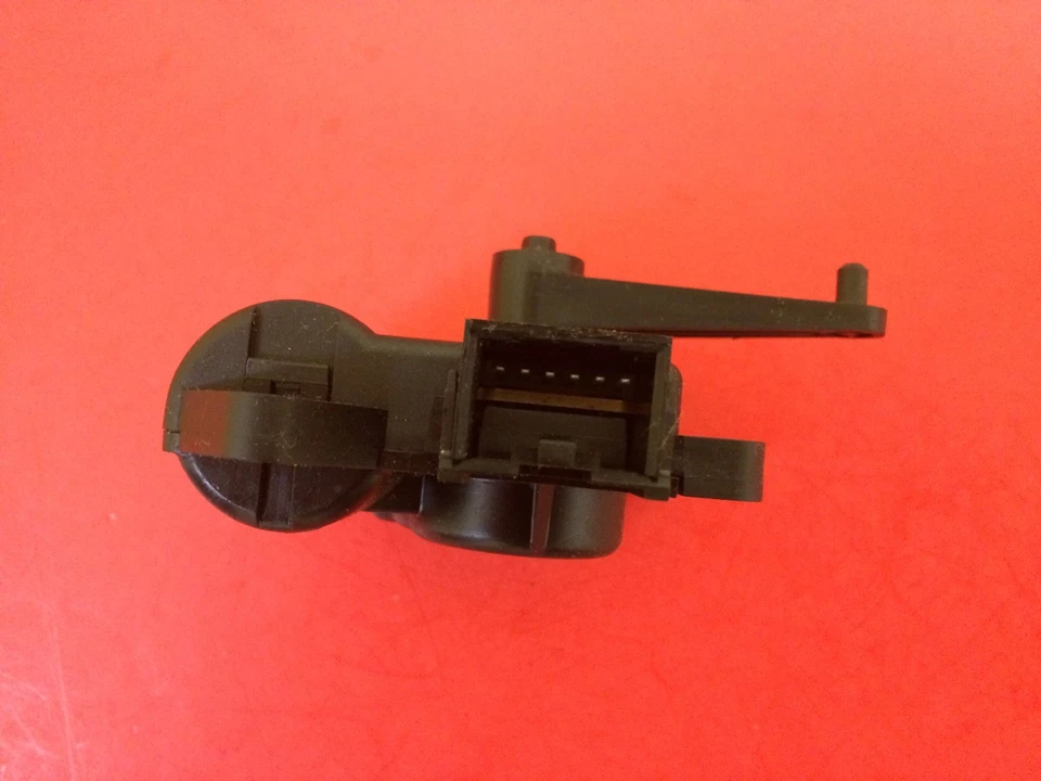 Nuevo actuador de puerta modo descongelación HVAC G04006 para Lincoln Town Car 03-10 Foto 3 de 3