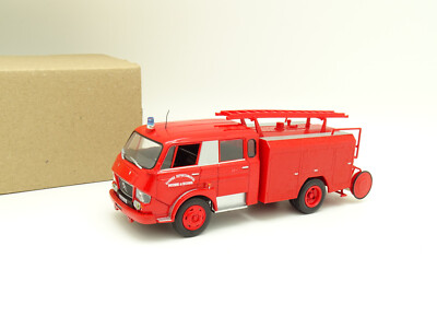 Ixo SB 1/43 - Citroen 700 Belphegor Firefighters
