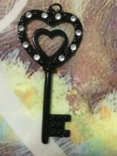 Black two hearts Skeleton Key Craft Charm Jewelry