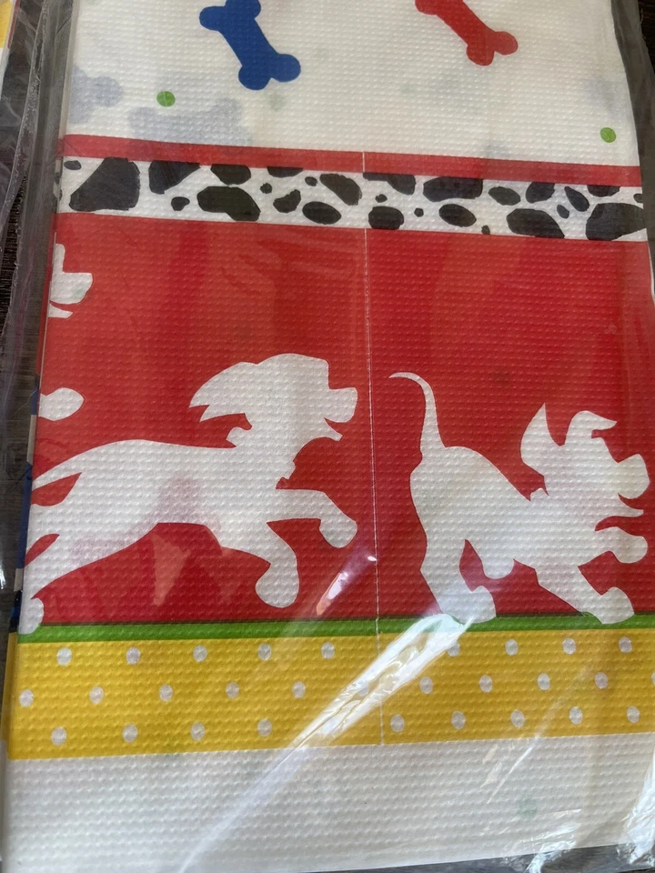 2 Fundas de Mesa Disney Hallmark Vintage 101 DALMATIONS Papel Perro FIESTA DE CUMPLEAÑOS Foto 3 de 4