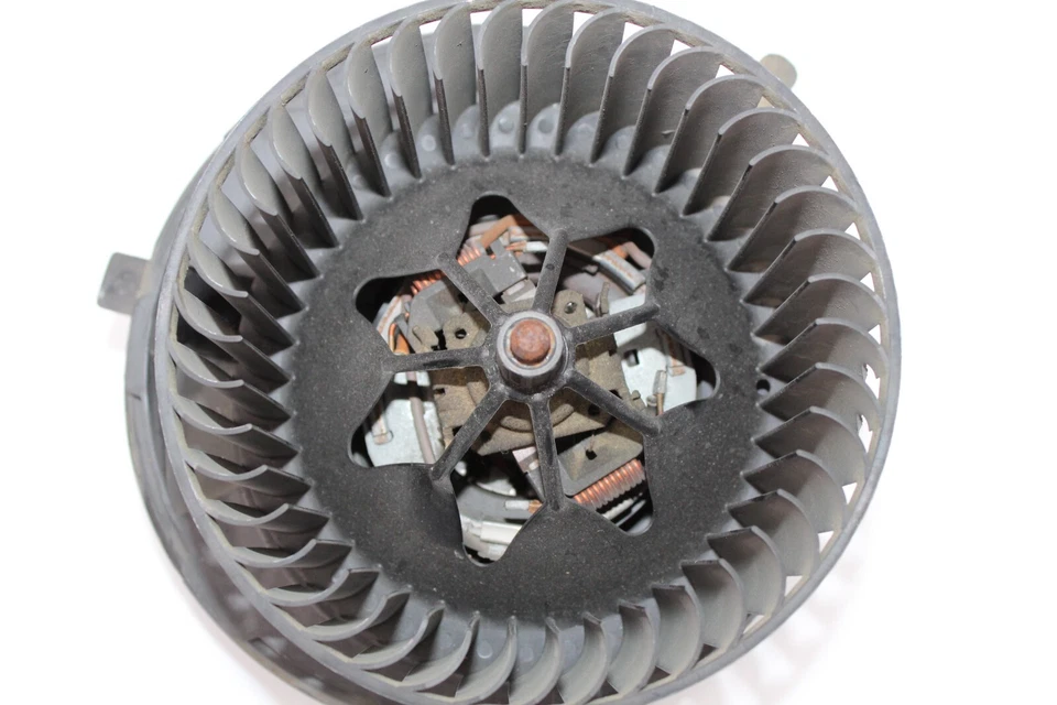 VOLKSWAGEN GOLF JETTA MK6 2010-2014 AIRE ACONDICIONADO CALENTADOR SOPLADOR MOTOR FABRICANTE ORIGINAL 1K1819015C Foto 3 de 4