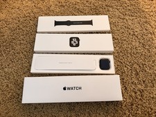 Apple Watch SE 40mm Aluminum Case Gray GPS Only 