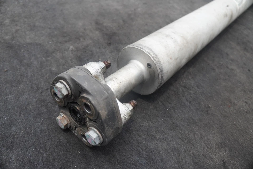 Eje de transmisión de hélice trasero 4815777 04815777 OEM Chrysler Plymouth Prowler 1997-2002 Foto 3 de 4