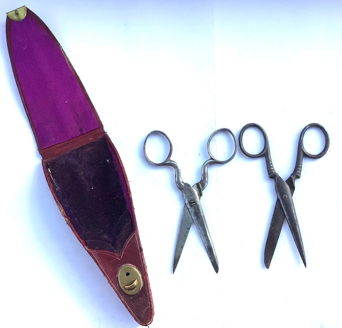 Paire De Ciseaux Anciens En Fer Forgé – Déco Couture Ou Vitrine Collection