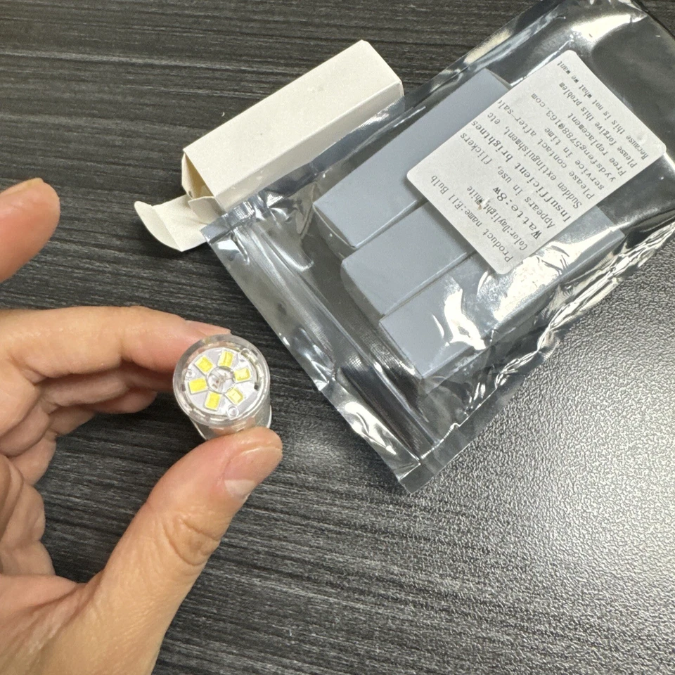 e11 led bulb 75 W 100w Hallogen Replacement  Jd T4  Daylight White 6000k  4 Pcs - Image 3 of 4