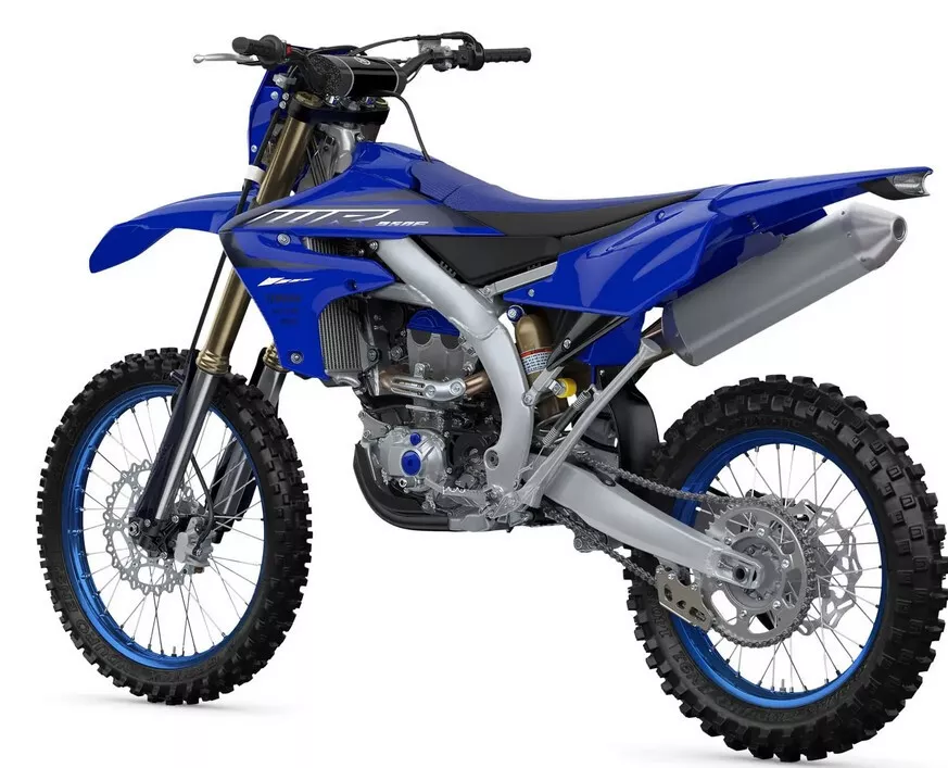Follow 2024 lights yamaha