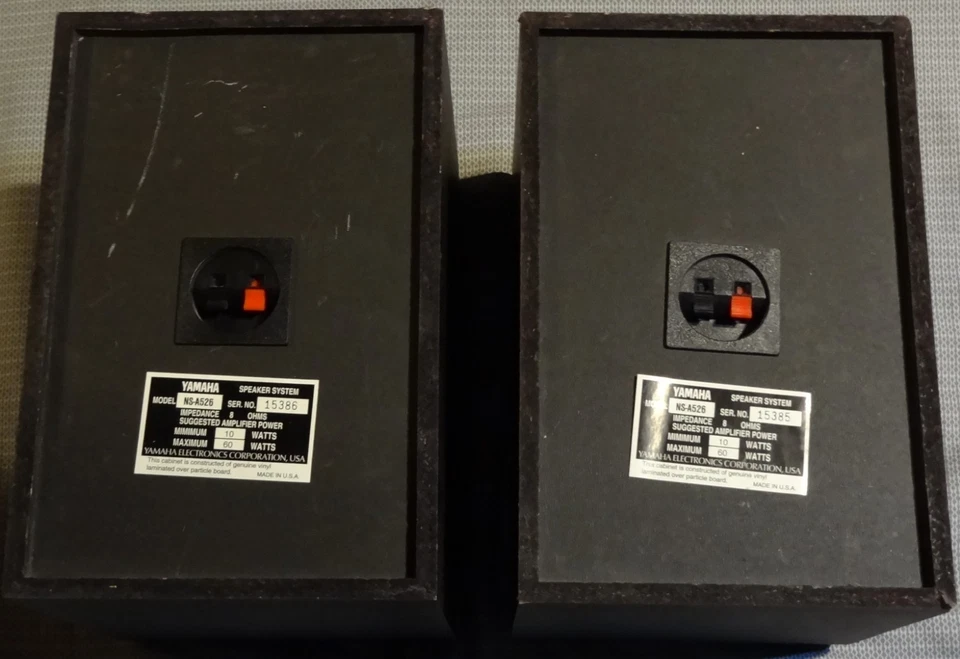 Altavoces de estantería Yamaha NS-A526 HiFi estéreo vintage audio para el hogar bidireccional negro Foto 3 de 4