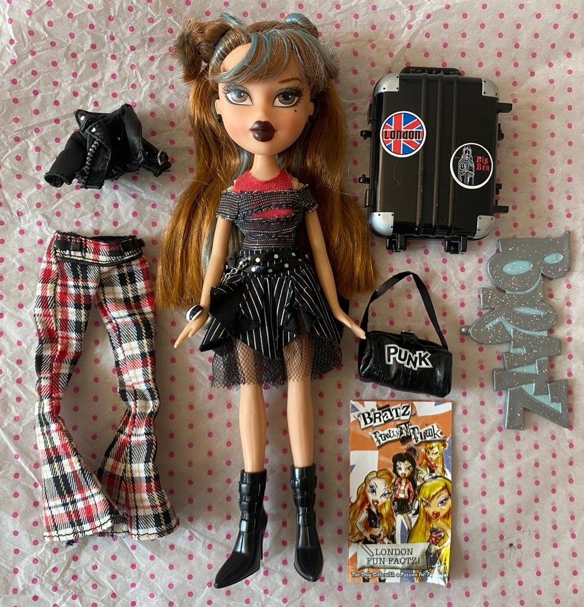 Muñeca De Moda Original Bratz Yangshaomei Pretty 'N' Punk Meygan Jade Sasha Yasmin Cloe 2 Trajes Maleta