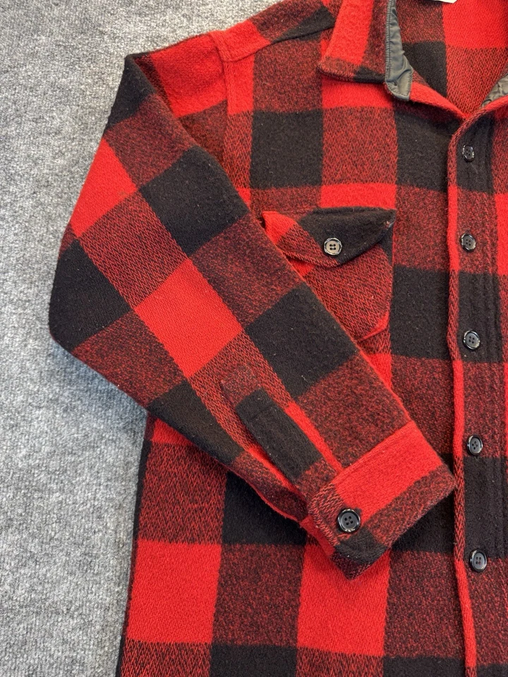 Vintage Woolrich Men’s Size Large Buffalo Plaid Wool Jacket Red Black - Image 3 of 4