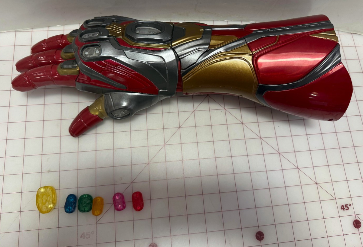 Marvel Legends Avengers Iron Man Nano Gauntlet Electronic Fist