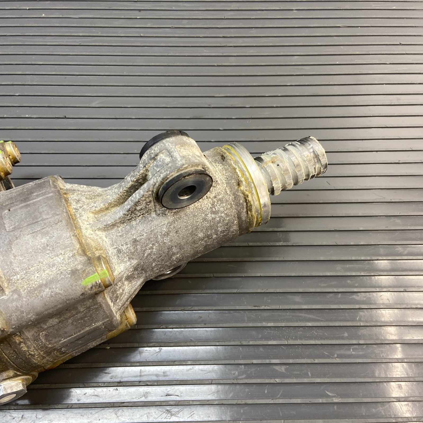 2018-2024 Ferrari Portofino F164 RWD Steering Rack & Pinion 342282 OEM *NOTE*
