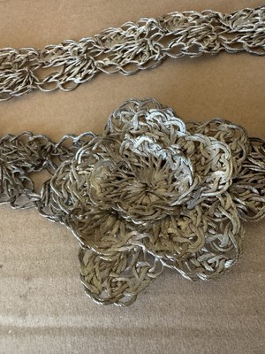 VTG Silver metal woven Crochet Chainmail Belt Adjustable Floral Clip OS vintage intricate Ornate silver crochet wire work flower  main image 3