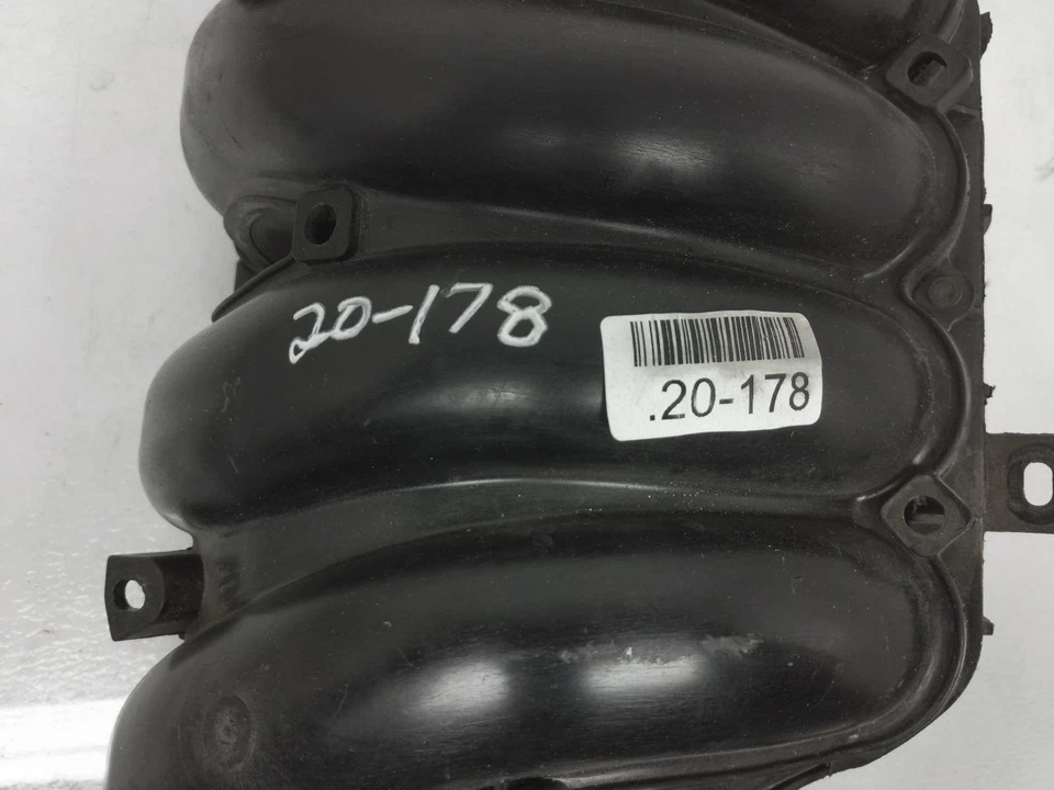 Colector de admisión de aire Toyota Rav4 2004-2005 17120-28101 Foto 3 de 4