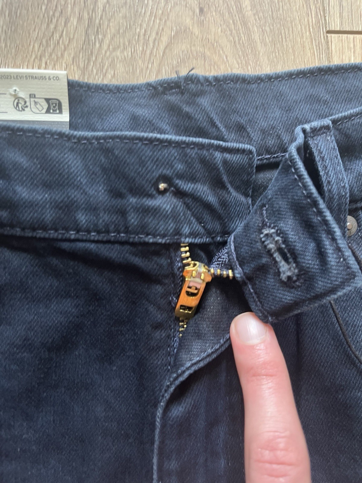 Levi's 511 Slim Fit Jeans 36W 32L Master of None - BNWT, Needs Button image 4