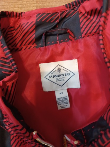 St. John's Bay puffer wns vest plaid red/black Sz 3X zipper front/ pockets - Picture 3 of 4