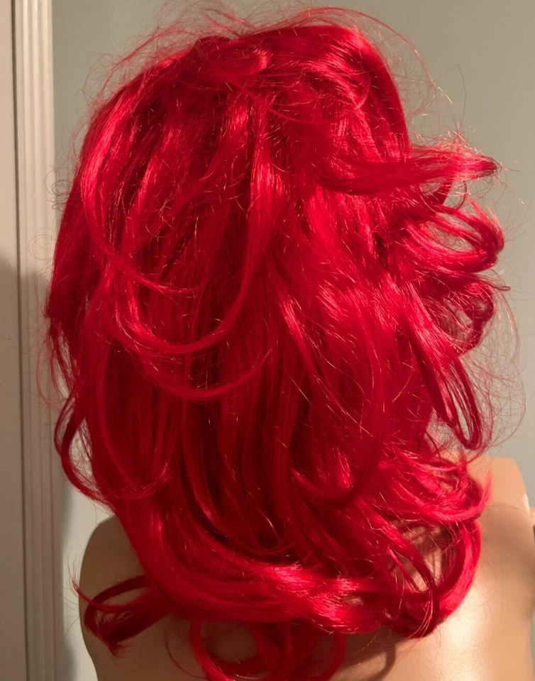 Peluca INCOGNITO NUEVA SIN ETIQUETAS Fibra Sintética Cabello Corto Rojo Lacto Foto 3 de 3