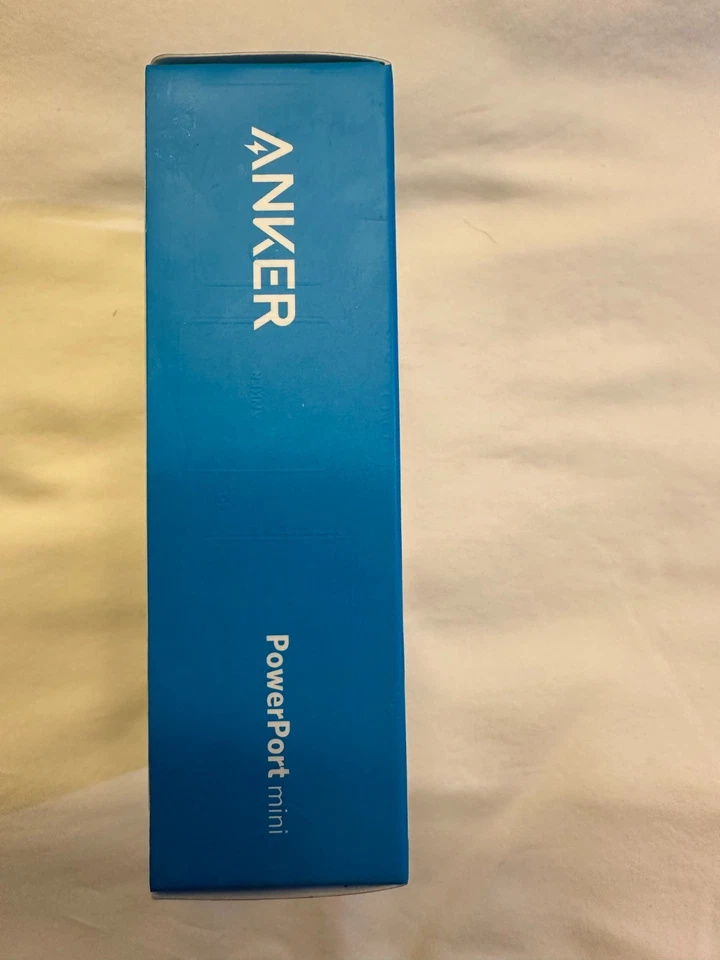 Adaptador Cargador de Pared USB Anker PowerPort Mini Doble Puerto 12W con Power IQ Foto 2 de 4