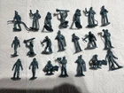 21 MARX 45MM AIR FORCE PERSONNEL FROM A MILITARY TRAINING CENTER PLAYSET.