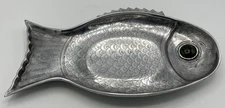 1977 Arthur Court Aluminum Fish Platter Tray With Green Agate or Jade Eye