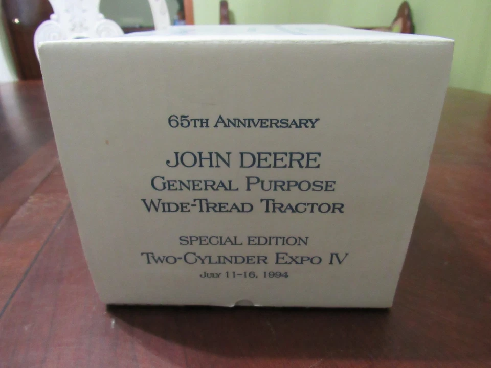 ERTL 1/16 1994 2 CYLINDER EXPO V JOHN DEERE GP TRACTOR - NIB - NEVER DISPLAYED - Image 3 of 4