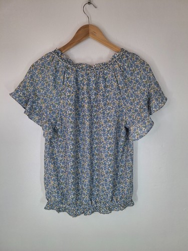 Max Studio Floral Blouse Size Small Blue Short Sleeves V Neck - Picture 7 of 7