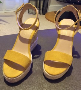 ladies yellow wedge sandals