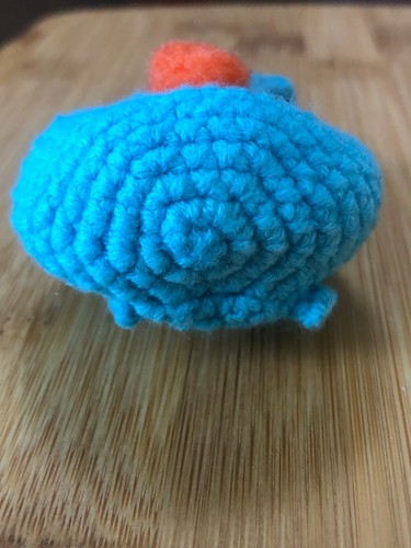 HANDMADE Crochet MINI BACKPACK~ Keychain, charm, dangle~ NEW TOY D - Picture 3 of 5