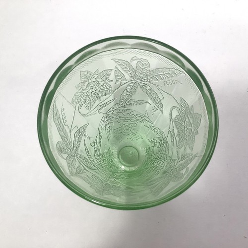 Vintage Jeannette Glass Poinsettia 1930 Green Depression Uranium Footed Tumbler - Picture 9 of 10