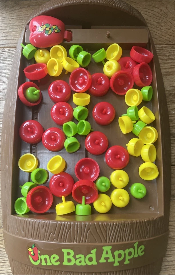 Vintage One Bad Apple Board Game Pressman 1988 - Image 3 of 4