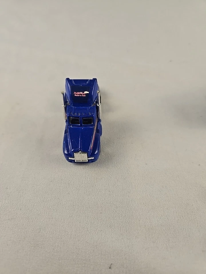 Vintage 1996 Racing Champions Straight Arrow Team Transporter HO Scale #12 - Image 3 of 4