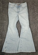 Wrangler High Rise Fierce Flare Blue Jeans Western Cowgirl 30x32 Light