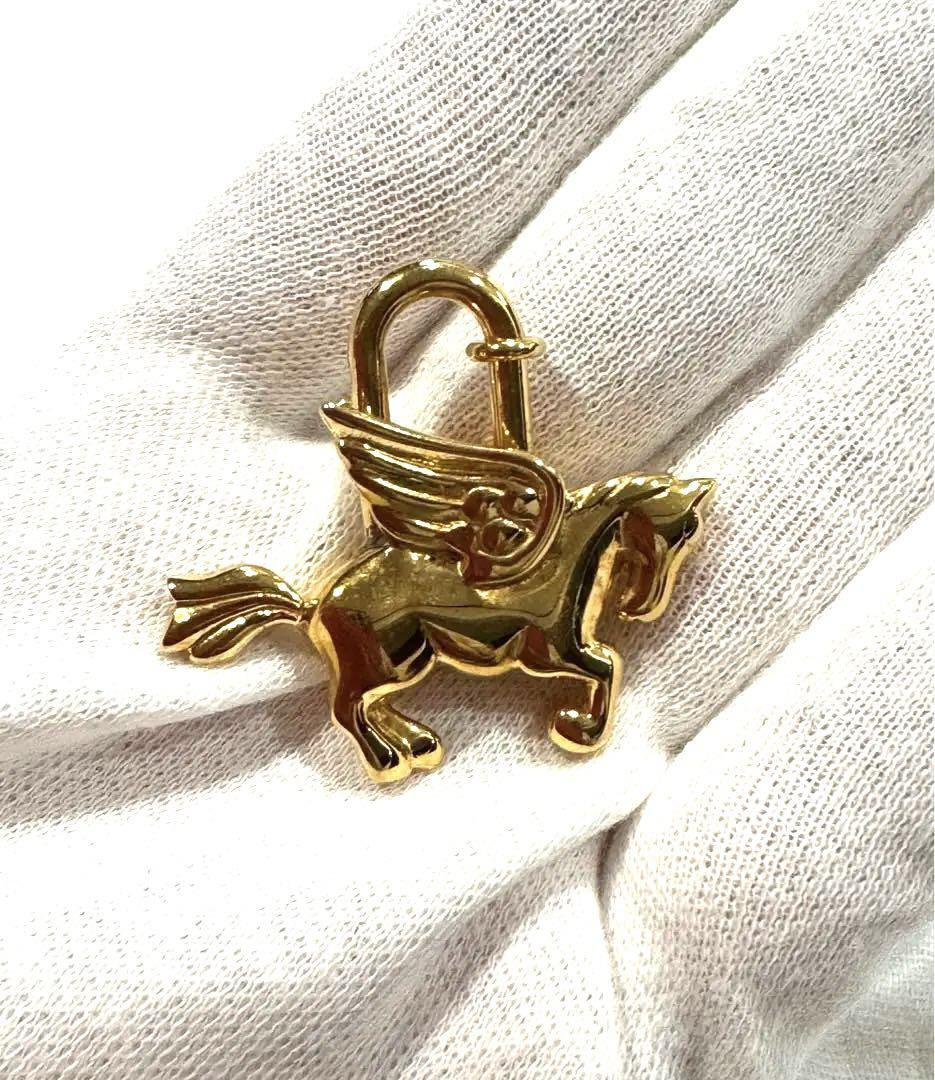 HERMES Pegasus Cadena 1993 Limited Charm Padlock Key Gold HERMES Pegasus Cadena 1993 Limited Charm Padlock Key Gold