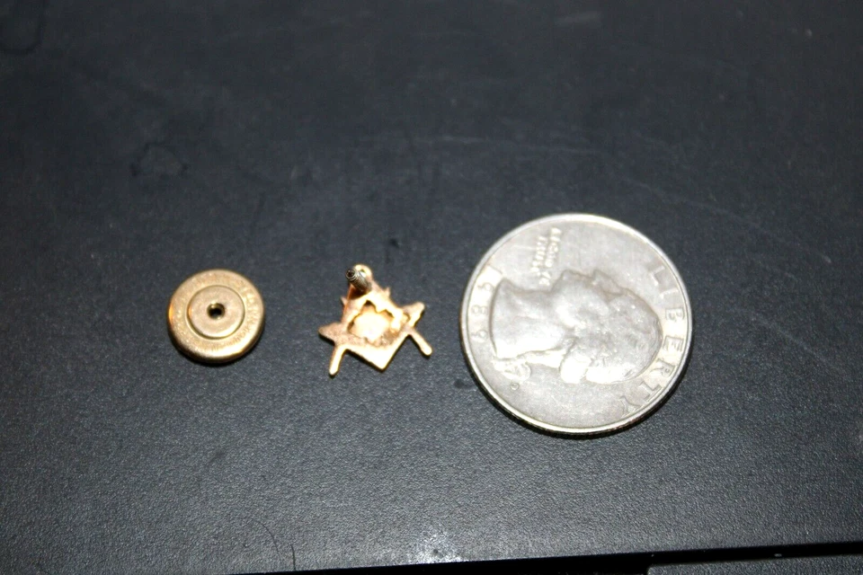 Sombrero de oro amarillo de 14 quilates masonería albañilería con acento de diamantes Foto 4 de 4