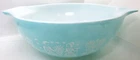 Pyrex Cinderella Mixing Bowl 444 Turquoise White Amish Butterprint 4 Qt Vintage